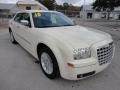 Cool Vanilla White - 300 Touring Photo No. 10
