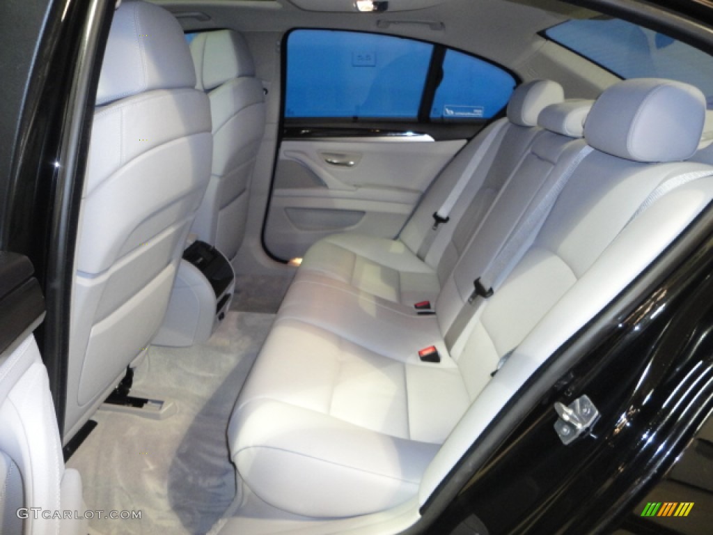 Everest Gray Interior 2011 BMW 5 Series 550i xDrive Sedan Photo #58762017