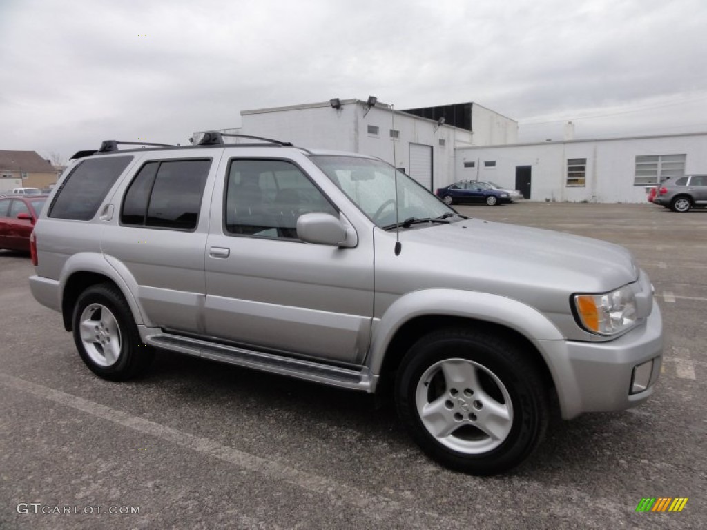 Brilliant Silver Metallic 2002 Infiniti QX4 4x4 Exterior Photo #58763427