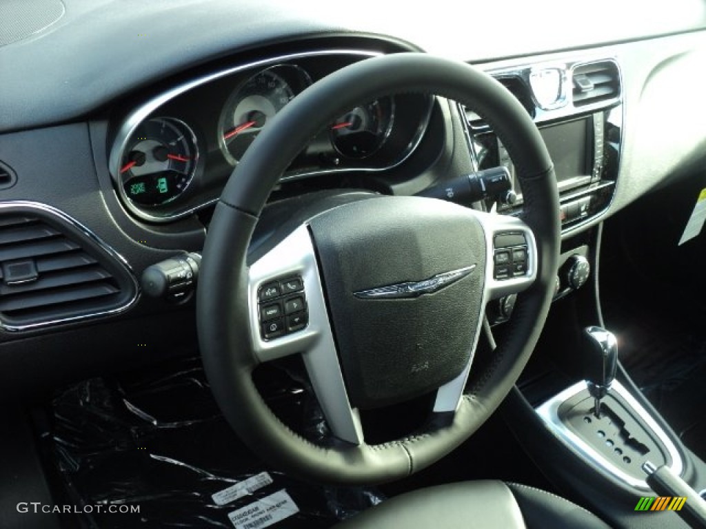 2012 Chrysler 200 Limited Sedan Steering Wheel Photos
