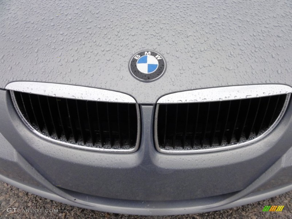 2006 BMW 3 Series 325i Sedan Marks and Logos Photo #58764261