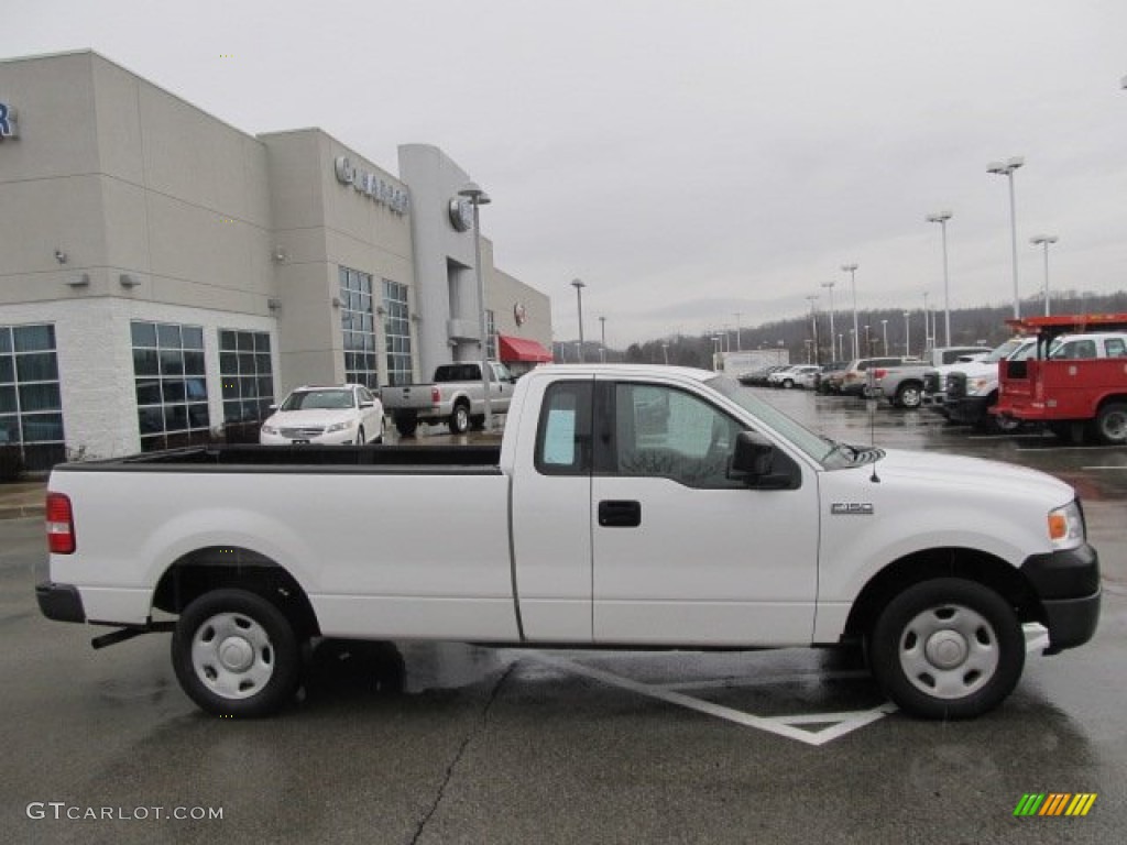 2005 F150 XL Regular Cab - Oxford White / Medium Flint Grey photo #2