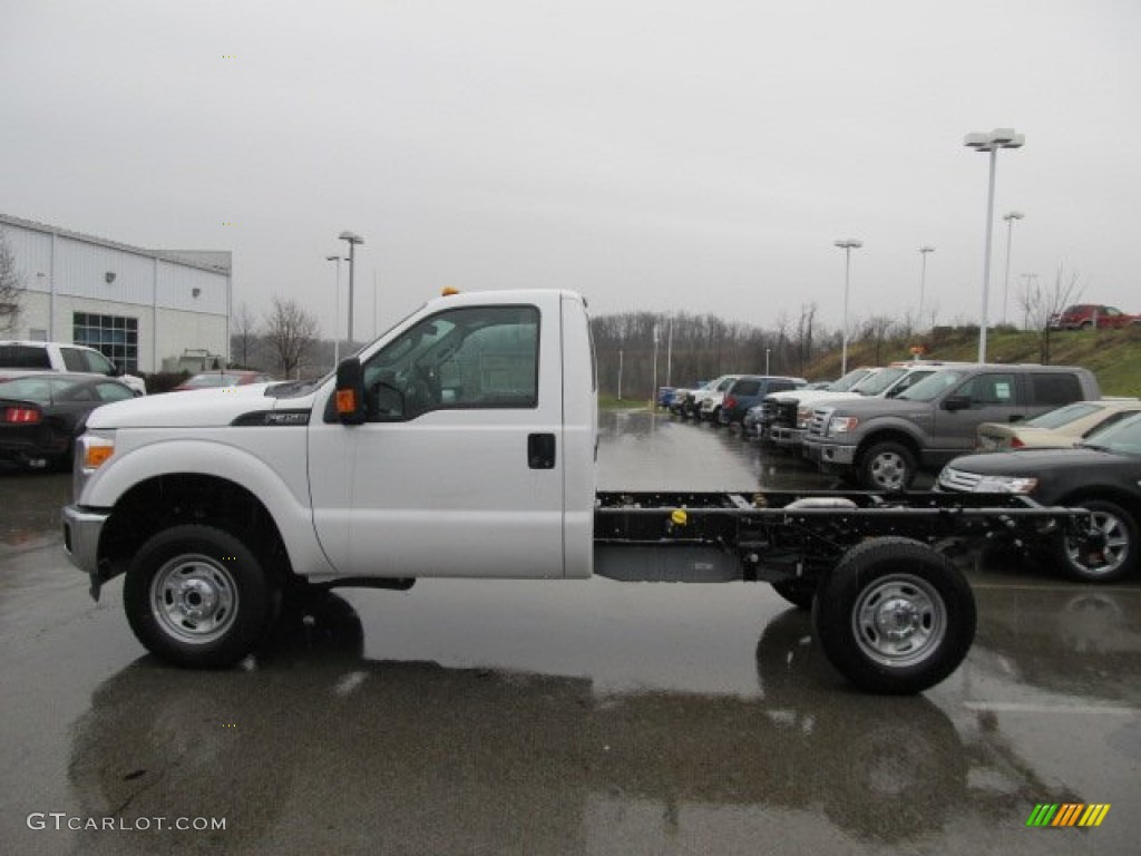 2012 F350 Super Duty XL Regular Cab 4x4 Chassis - Oxford White / Steel photo #9