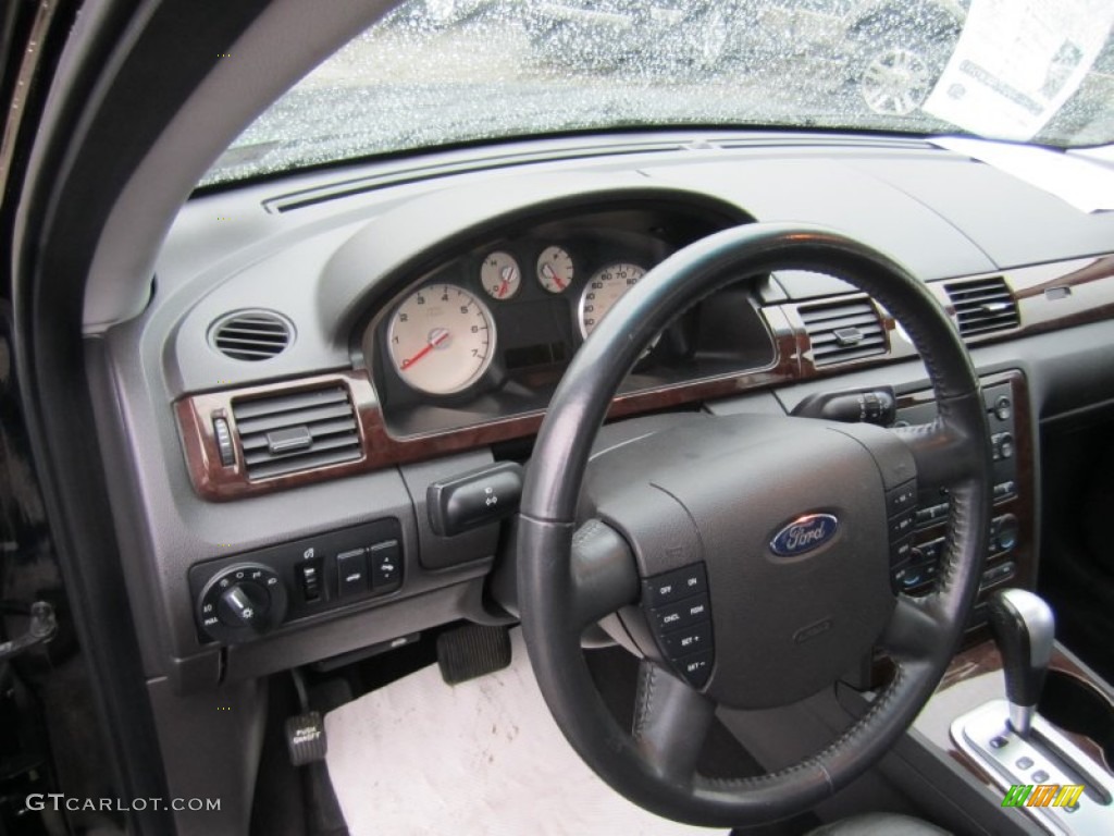 2005 Ford Five Hundred Limited AWD Black Steering Wheel Photo #58768949