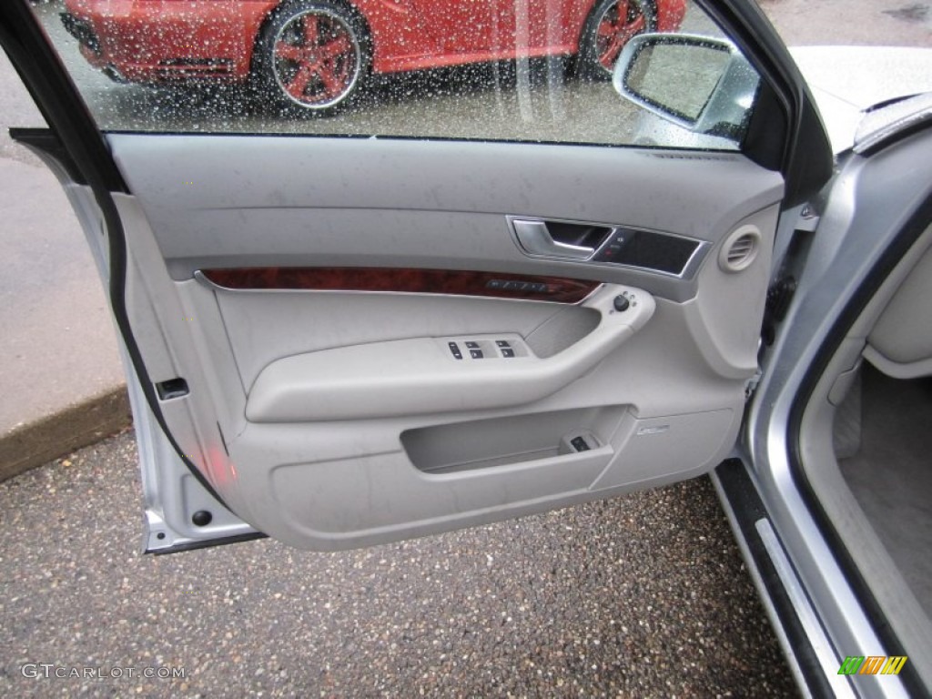 2005 Audi A6 3.2 quattro Sedan Platinum Door Panel Photo #58769220