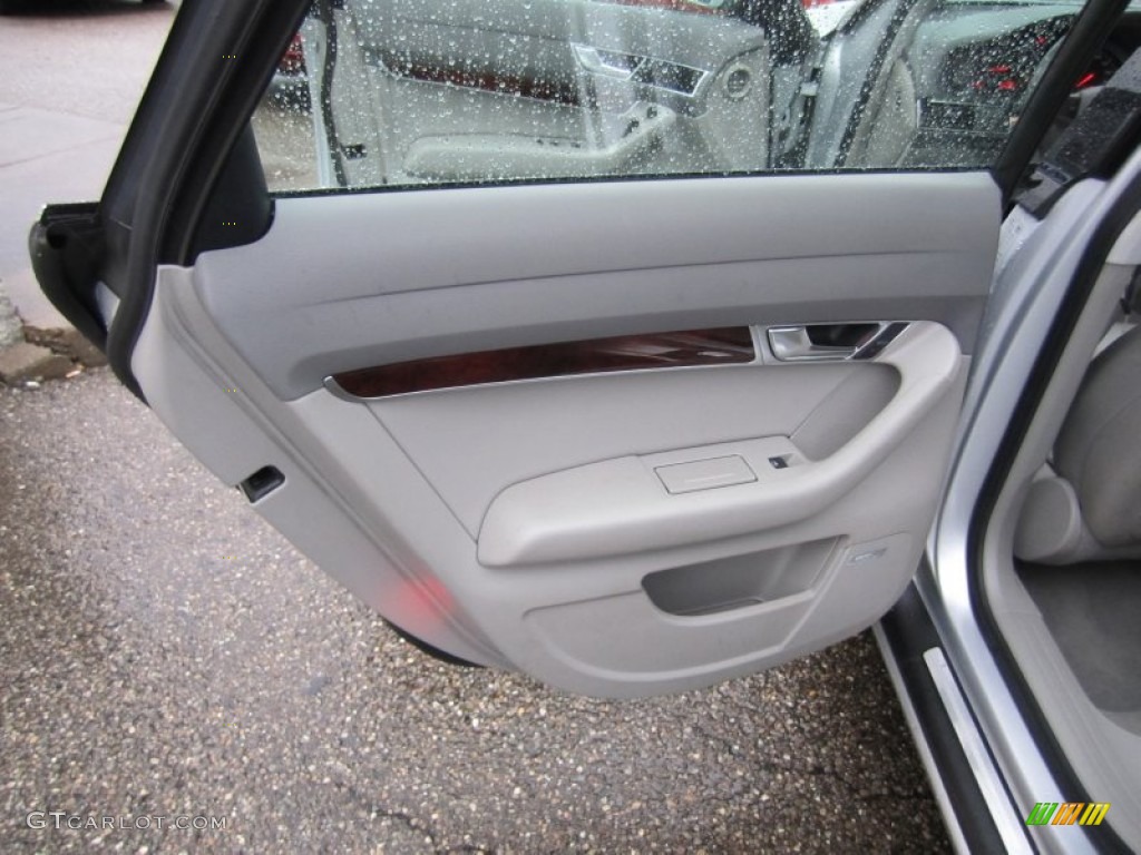 2005 Audi A6 3.2 quattro Sedan Platinum Door Panel Photo #58769250