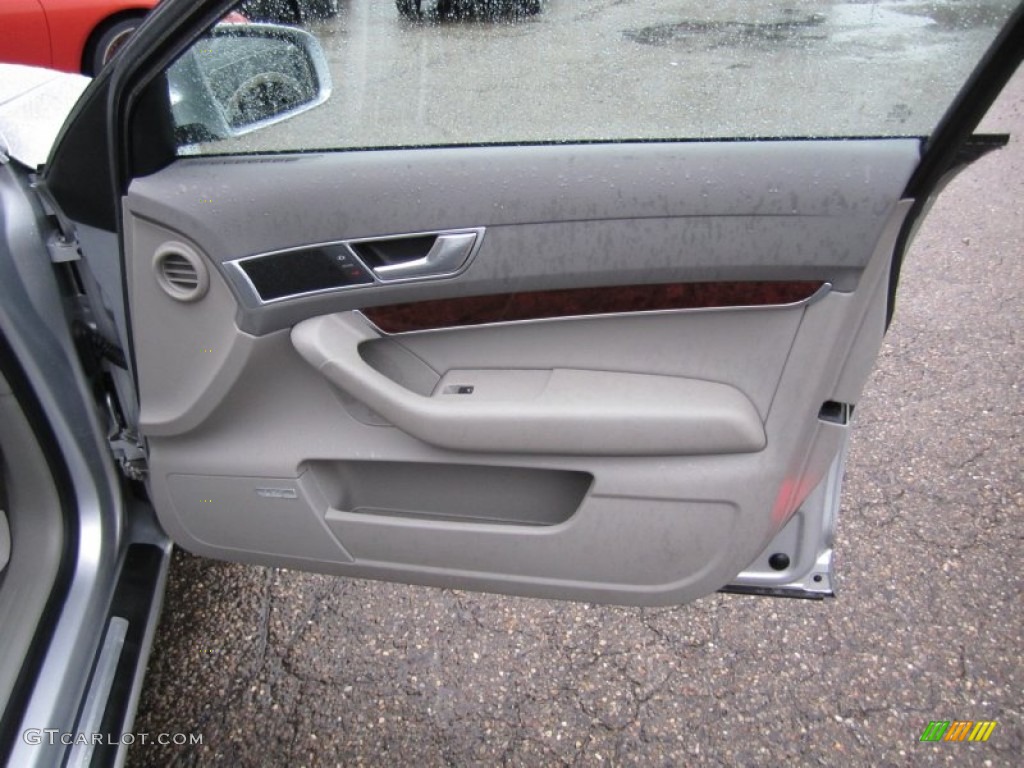 2005 Audi A6 3.2 quattro Sedan Platinum Door Panel Photo #58769302