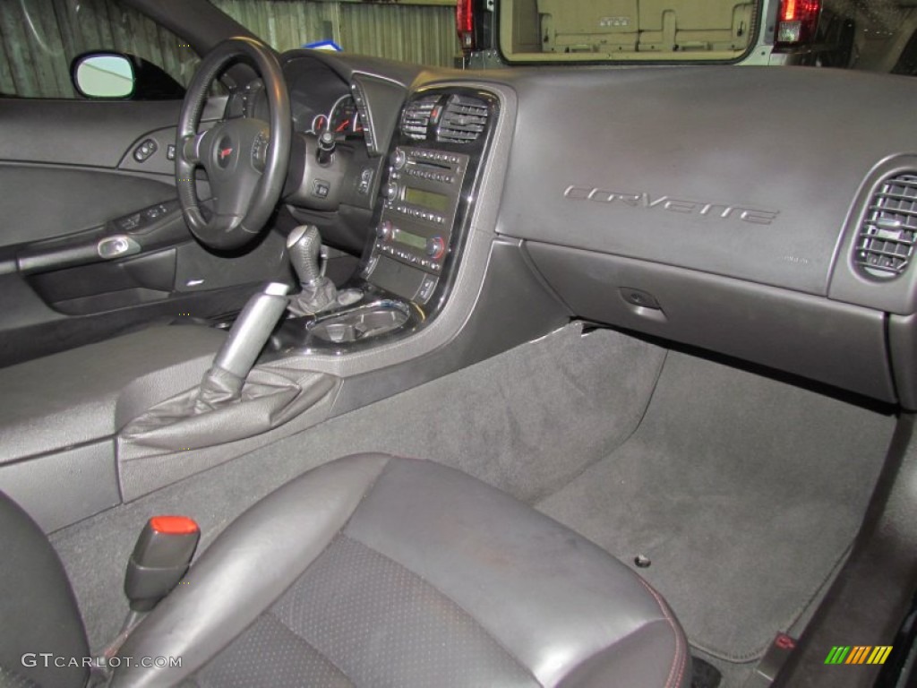 2008 Chevrolet Corvette Z06 Ebony Dashboard Photo #58772358