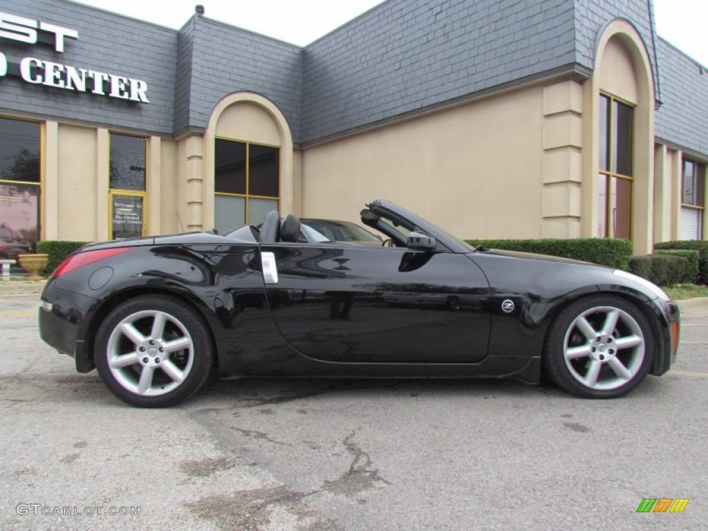 2004 350Z Touring Roadster - Super Black / Charcoal photo #5