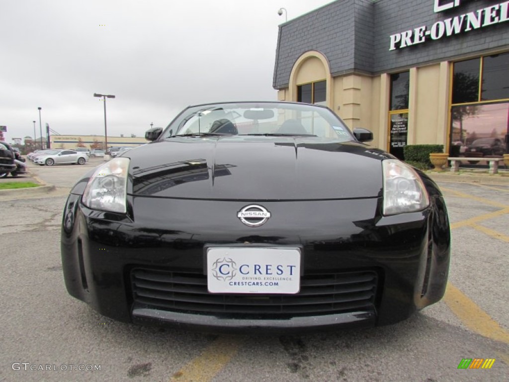 2004 350Z Touring Roadster - Super Black / Charcoal photo #7