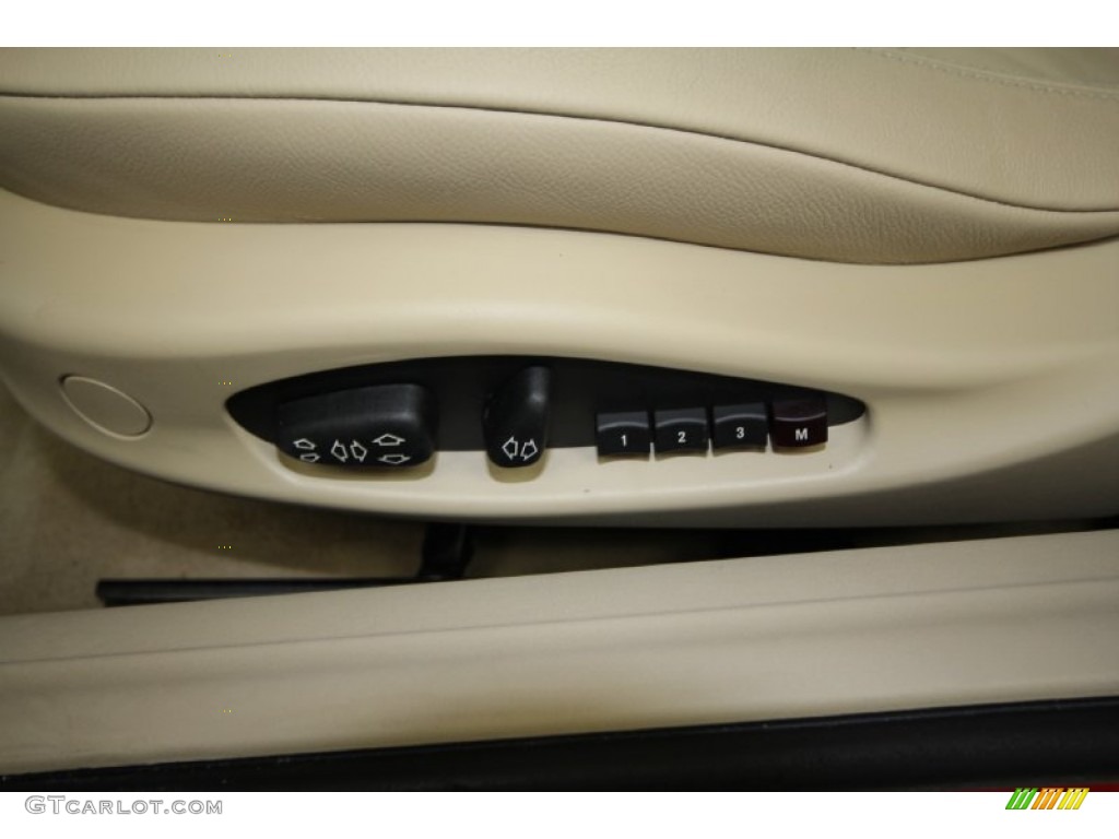 2008 BMW Z4 3.0si Coupe Controls Photo #58780185