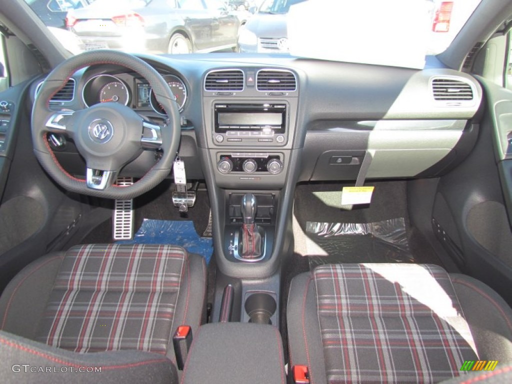 2012 Volkswagen GTI 4 Door Autobahn Edition Interlagos Plaid Cloth Dashboard Photo #58783414