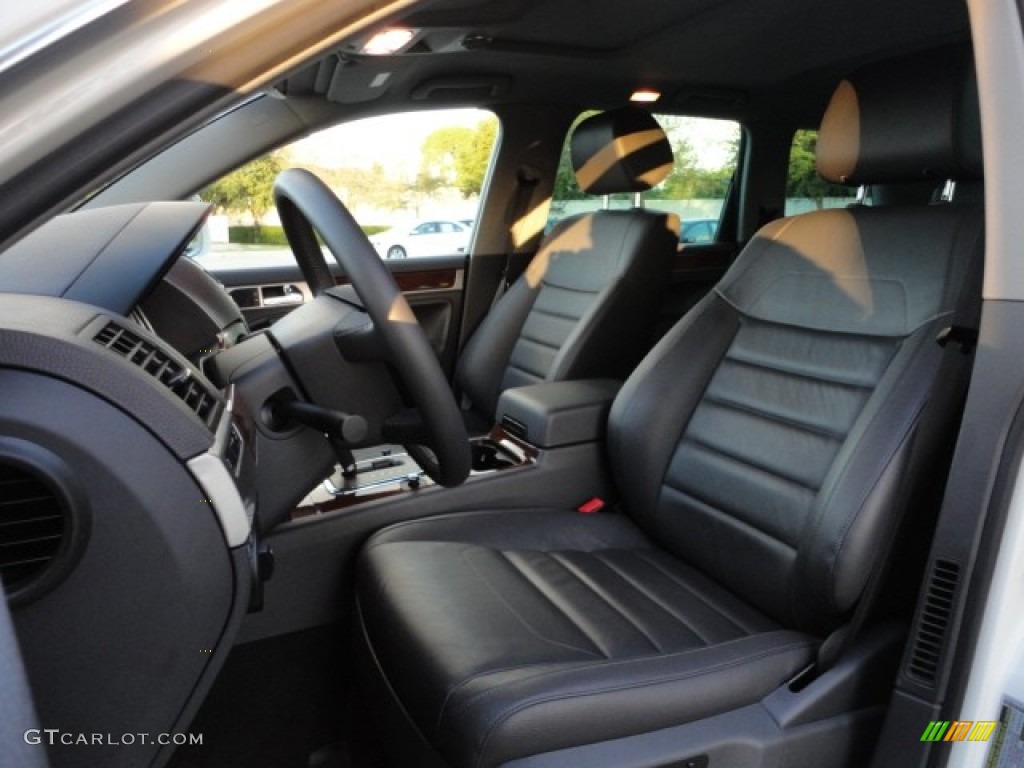 Anthracite Interior 2010 Volkswagen Touareg TDI 4XMotion Photo #58783780