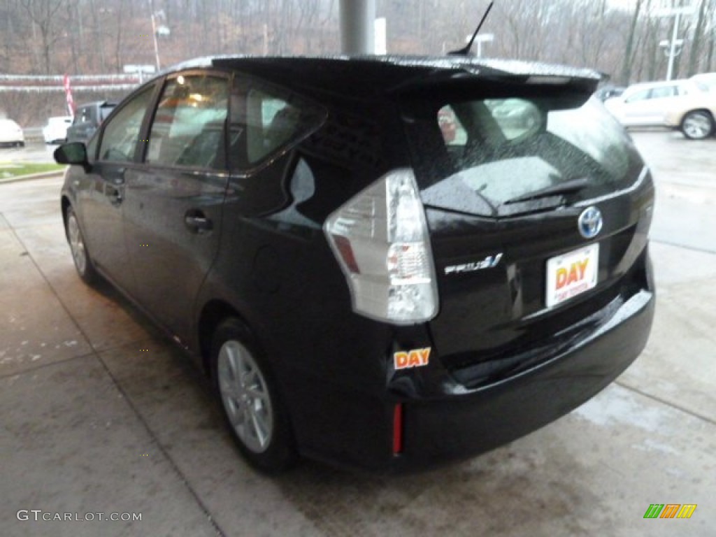 2012 Prius v Three Hybrid - Black / Dark Gray photo #4