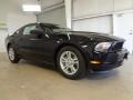 Black - Mustang V6 Coupe Photo No. 3