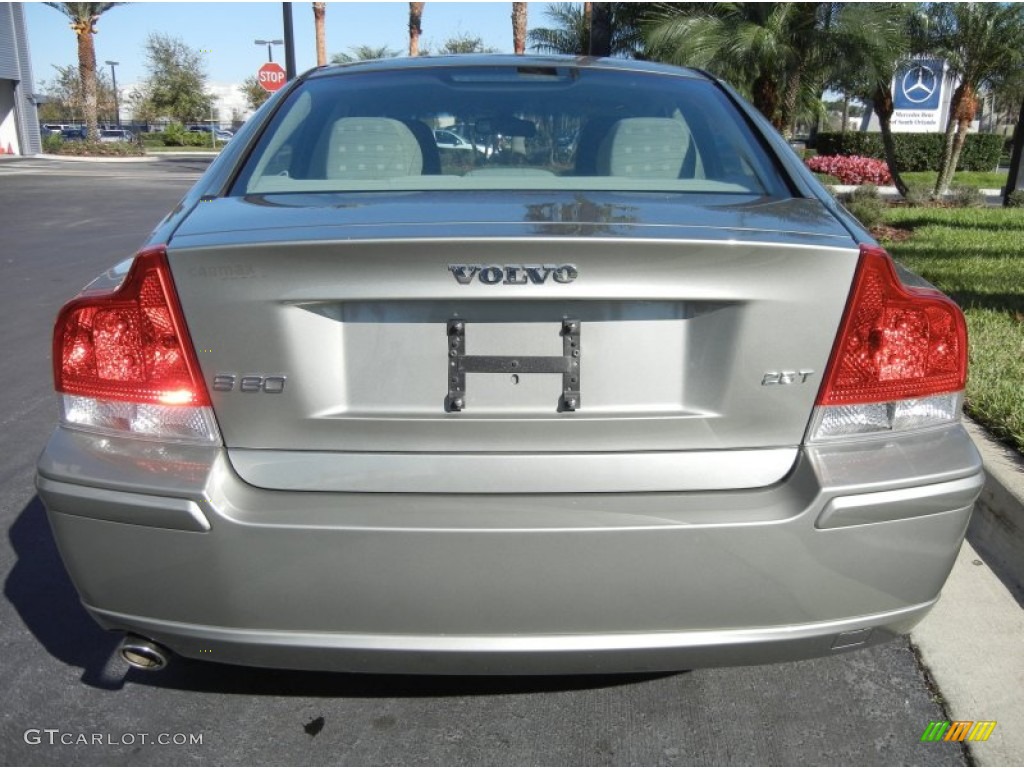 2007 S60 2.5T - Willow Green Metallic / Beige photo #7