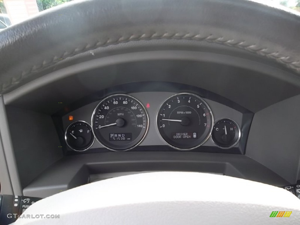 2008 Jeep Commander Limited Gauges Photo #58794705