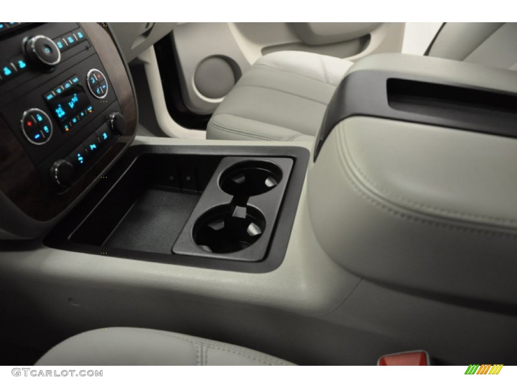 2011 Tahoe LT 4x4 - Black / Light Titanium/Dark Titanium photo #23