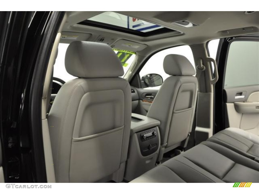 2011 Tahoe LT 4x4 - Black / Light Titanium/Dark Titanium photo #25