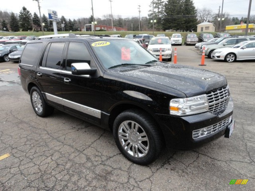 2007 Navigator Luxury 4x4 - Black / Charcoal photo #6