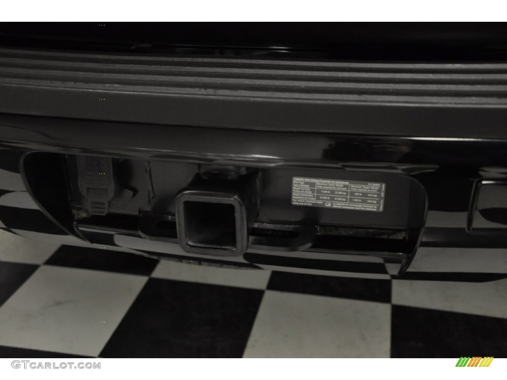 2011 Tahoe LT 4x4 - Black / Light Titanium/Dark Titanium photo #32