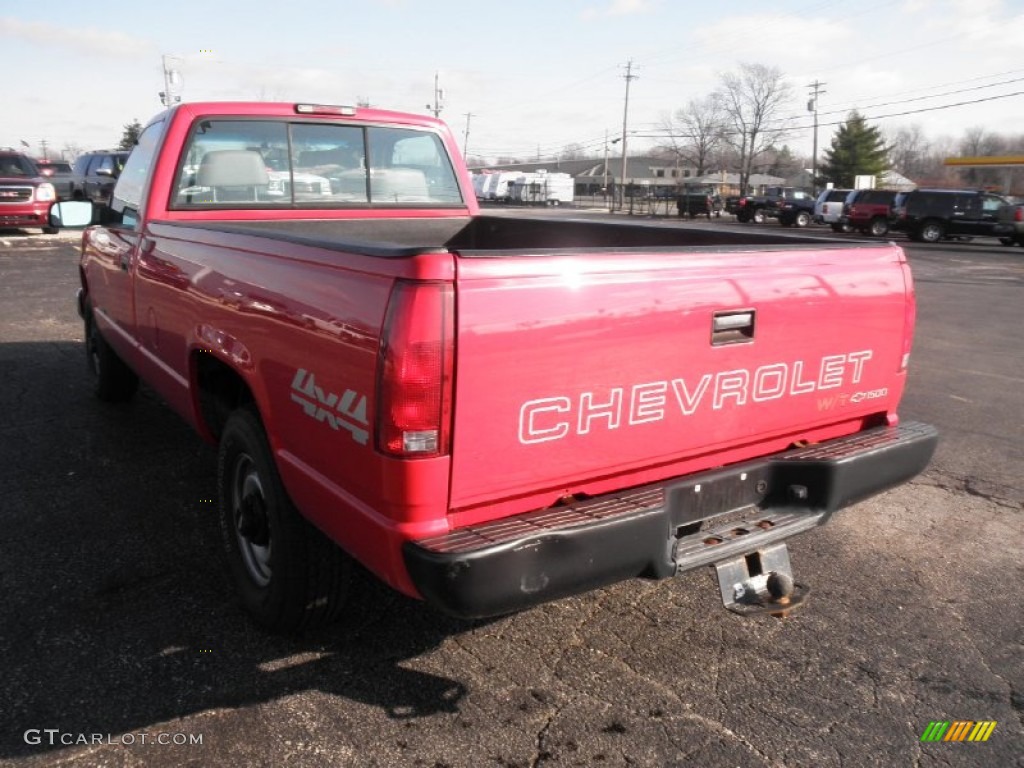 1998 C/K K1500 Regular Cab 4x4 - Victory Red / Gray photo #13