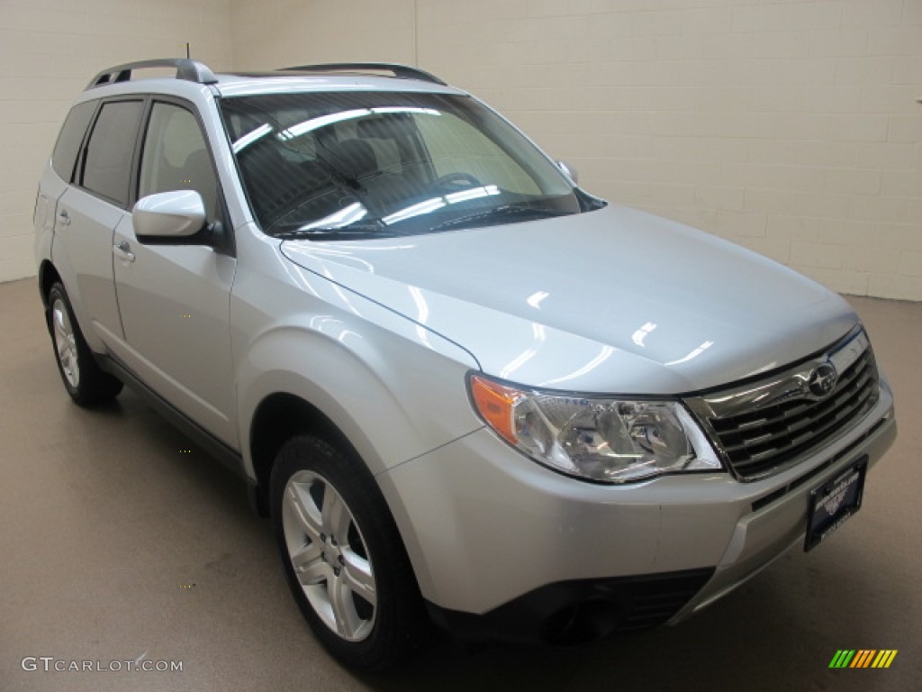 2009 Forester 2.5 X Premium - Spark Silver Metallic / Black photo #1