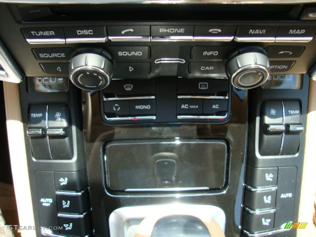 2011 Porsche Cayenne S Controls Photo #58798206