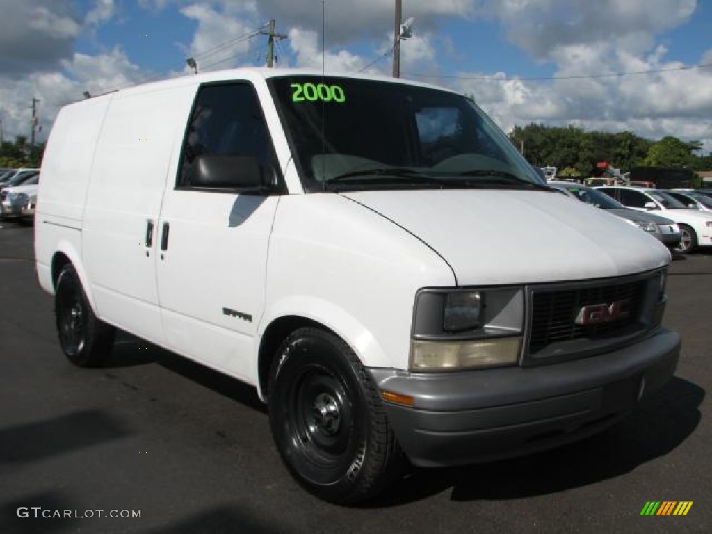 2000 GMC Safari Commercial Exterior Photos