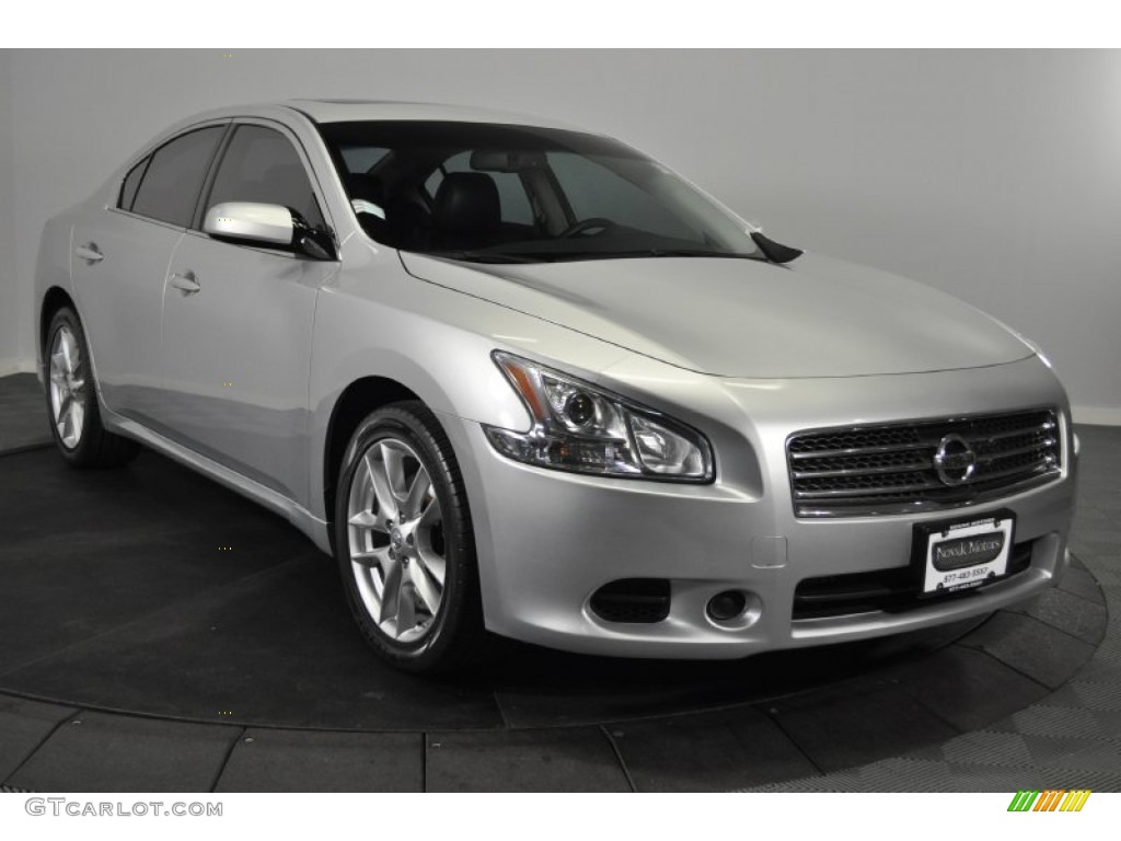 2009 Maxima 3.5 SV - Radiant Silver Metallic / Charcoal photo #7