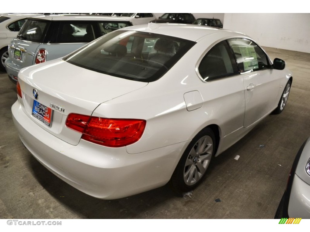 2012 3 Series 328i Coupe - Mineral White Metallic / Black photo #4