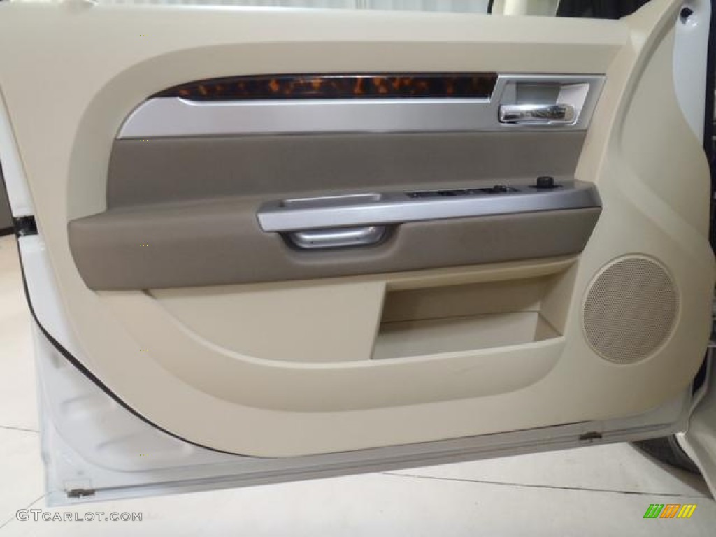 2008 Chrysler Sebring Limited Sedan Dark Khaki/Light Graystone Door Panel Photo #58812060