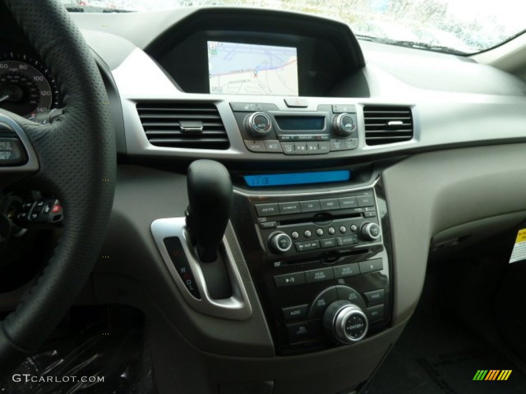 2012 Honda Odyssey Touring Elite Controls Photo #58814463
