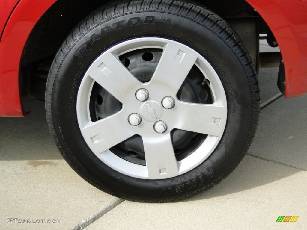 2010 Aveo LT Sedan - Sport Red / Charcoal photo #33