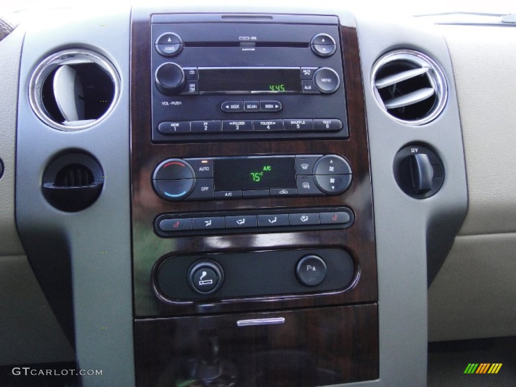 2006 F150 King Ranch SuperCrew - Oxford White / Castano Brown Leather photo #21