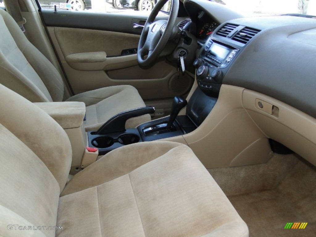 2003 Accord LX Sedan - Taffeta White / Ivory photo #22