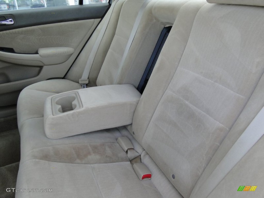2003 Accord LX Sedan - Taffeta White / Ivory photo #26
