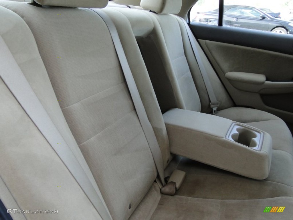 2003 Accord LX Sedan - Taffeta White / Ivory photo #28