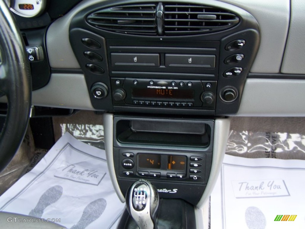 2002 Porsche Boxster S Controls Photo #58818948