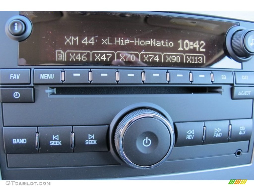 2012 GMC Acadia SL Audio System Photos