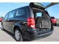 Dark Charcoal Pearl - Grand Caravan SE Photo No. 11
