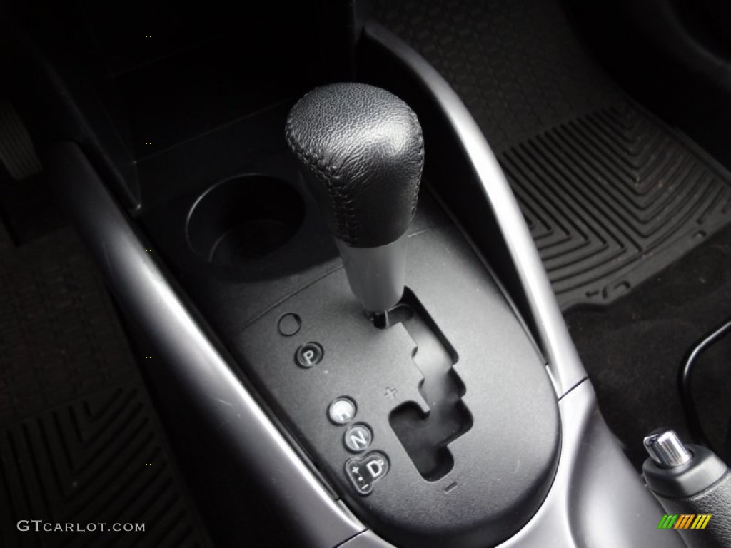 2008 Mitsubishi Outlander SE 4WD Transmission Photos