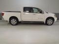 Blizzard White - Titan SL Crew Cab Photo No. 4