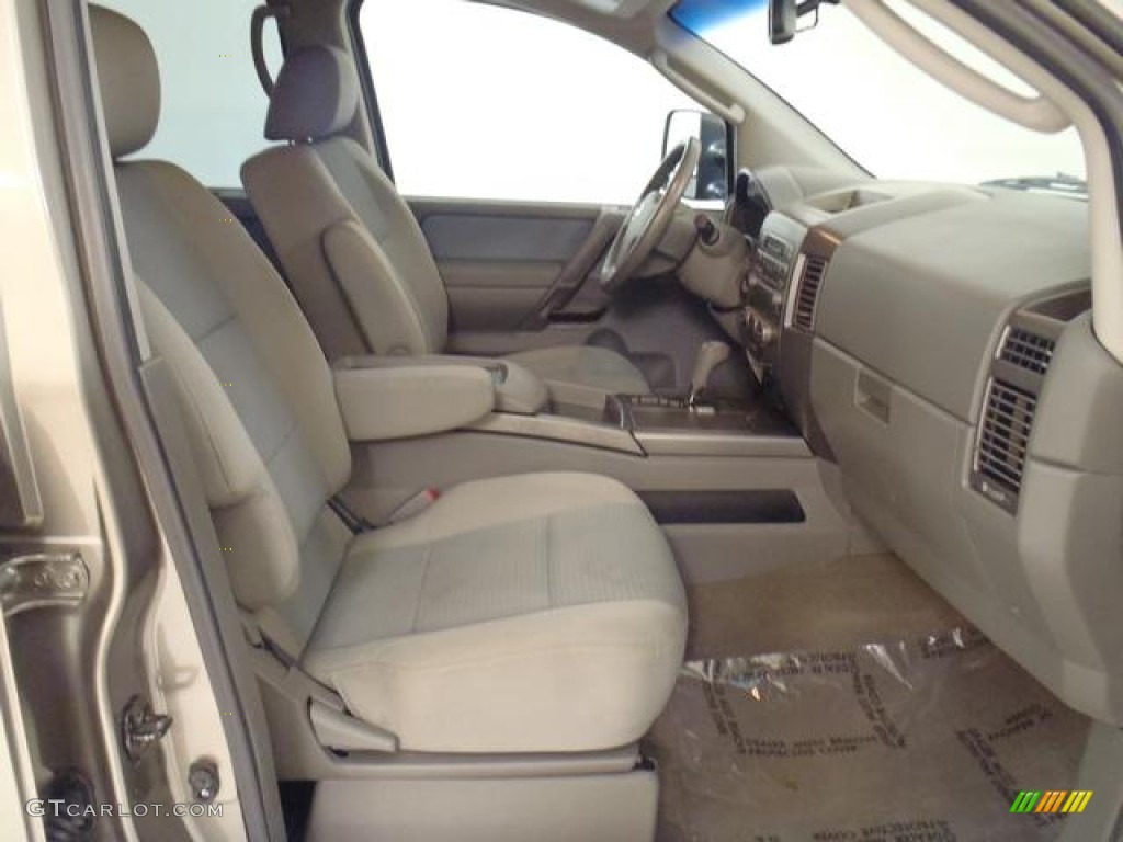 Almond Interior 2007 Nissan Titan SE Crew Cab Photo #58828990