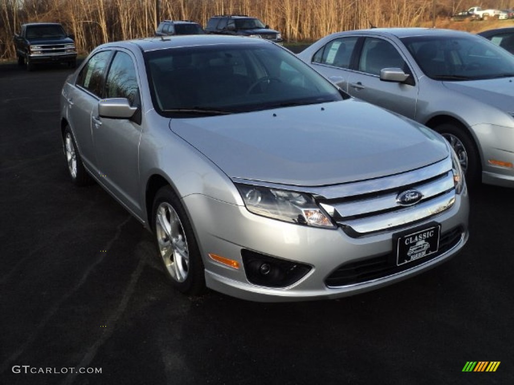 2012 Fusion SE - Ingot Silver Metallic / Charcoal Black photo #2