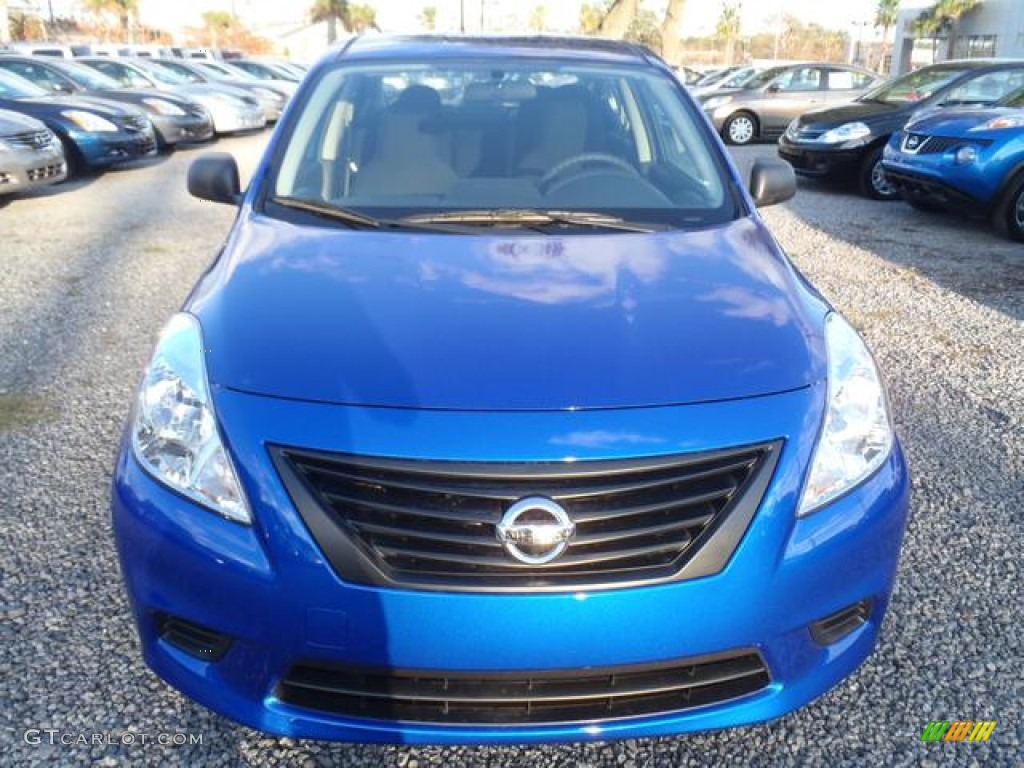 2012 Versa 1.6 S Sedan - Metallic Blue / Charcoal photo #5