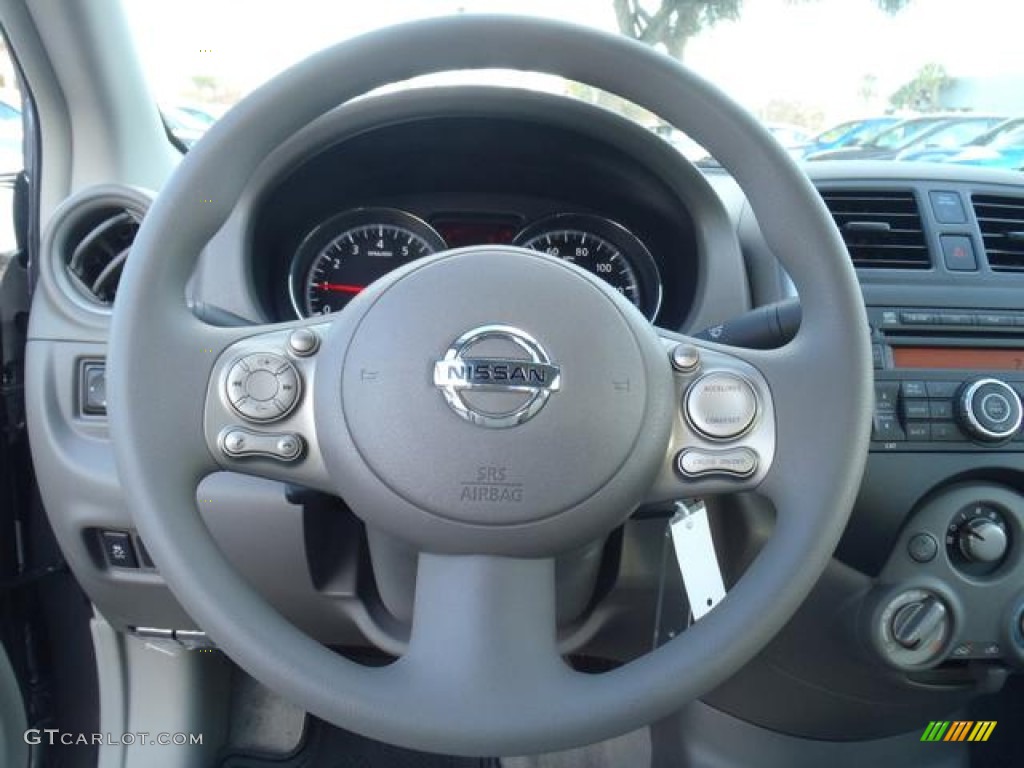 2012 Nissan Versa 1.6 SV Sedan Steering Wheel Photos