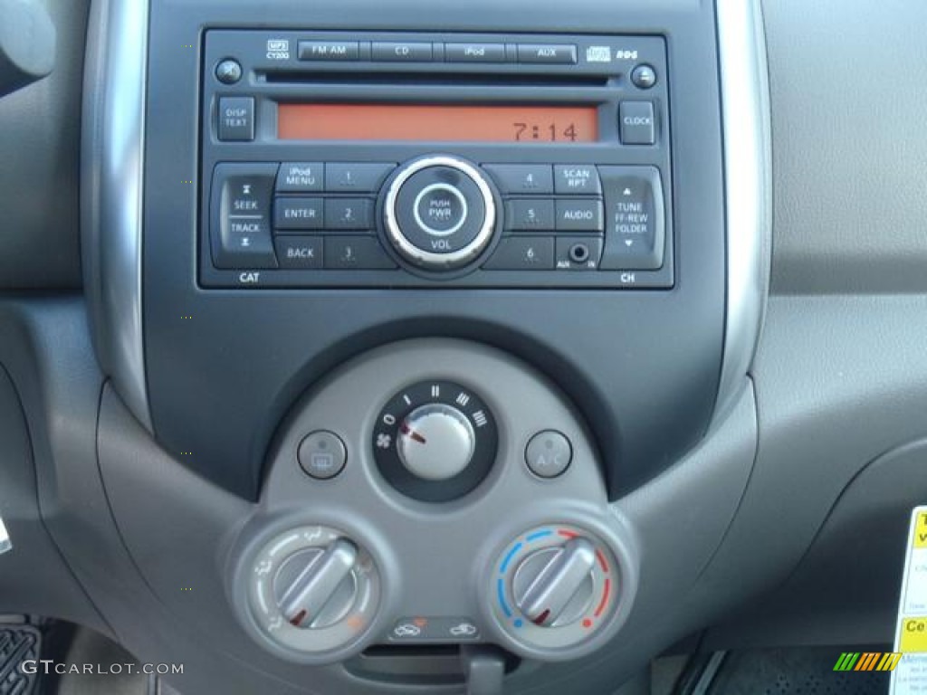 2012 Nissan Versa 1.6 SV Sedan Controls Photo #58837088