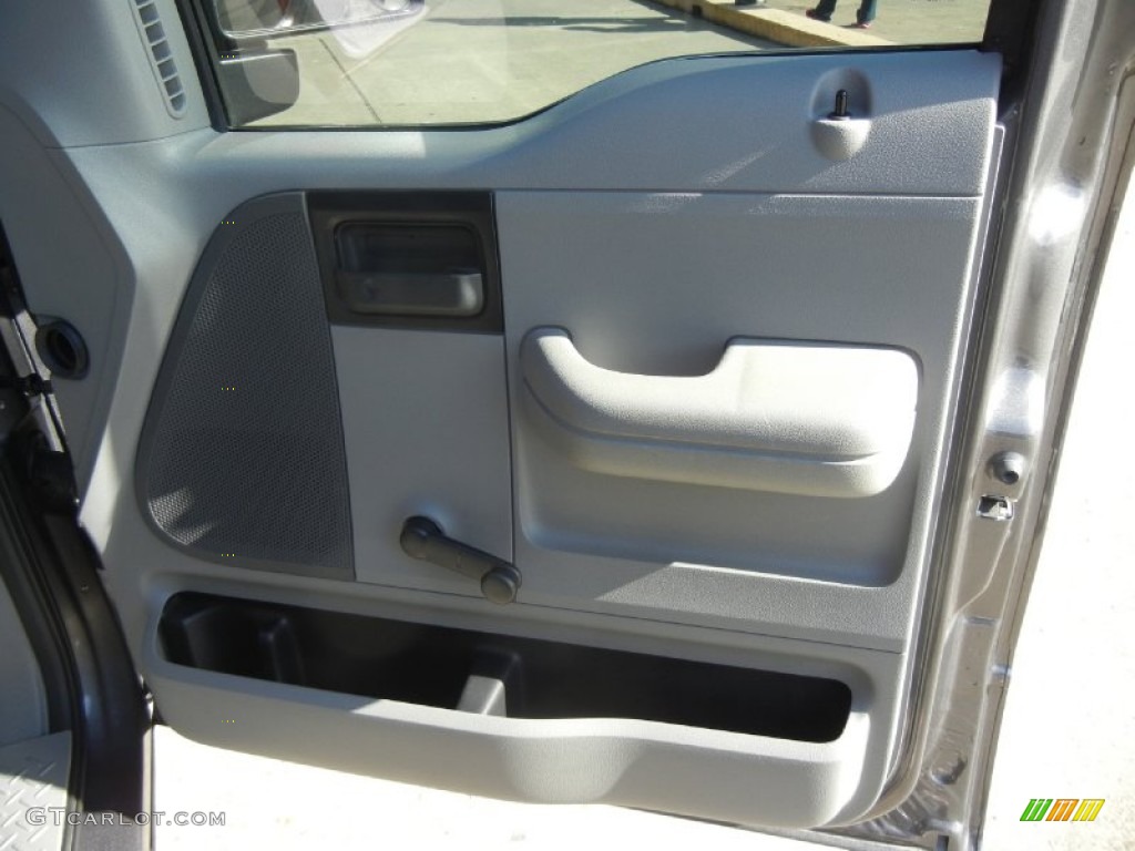 2006 F150 STX Regular Cab - Dark Shadow Grey Metallic / Medium Flint photo #7