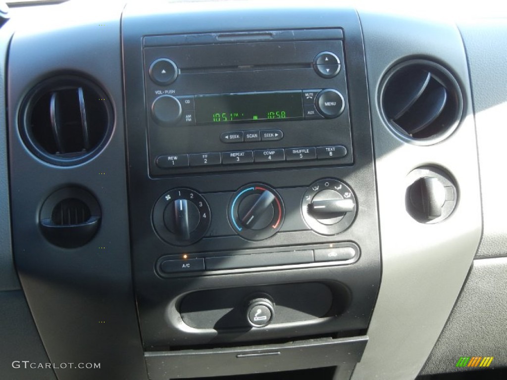 2006 F150 STX Regular Cab - Dark Shadow Grey Metallic / Medium Flint photo #15